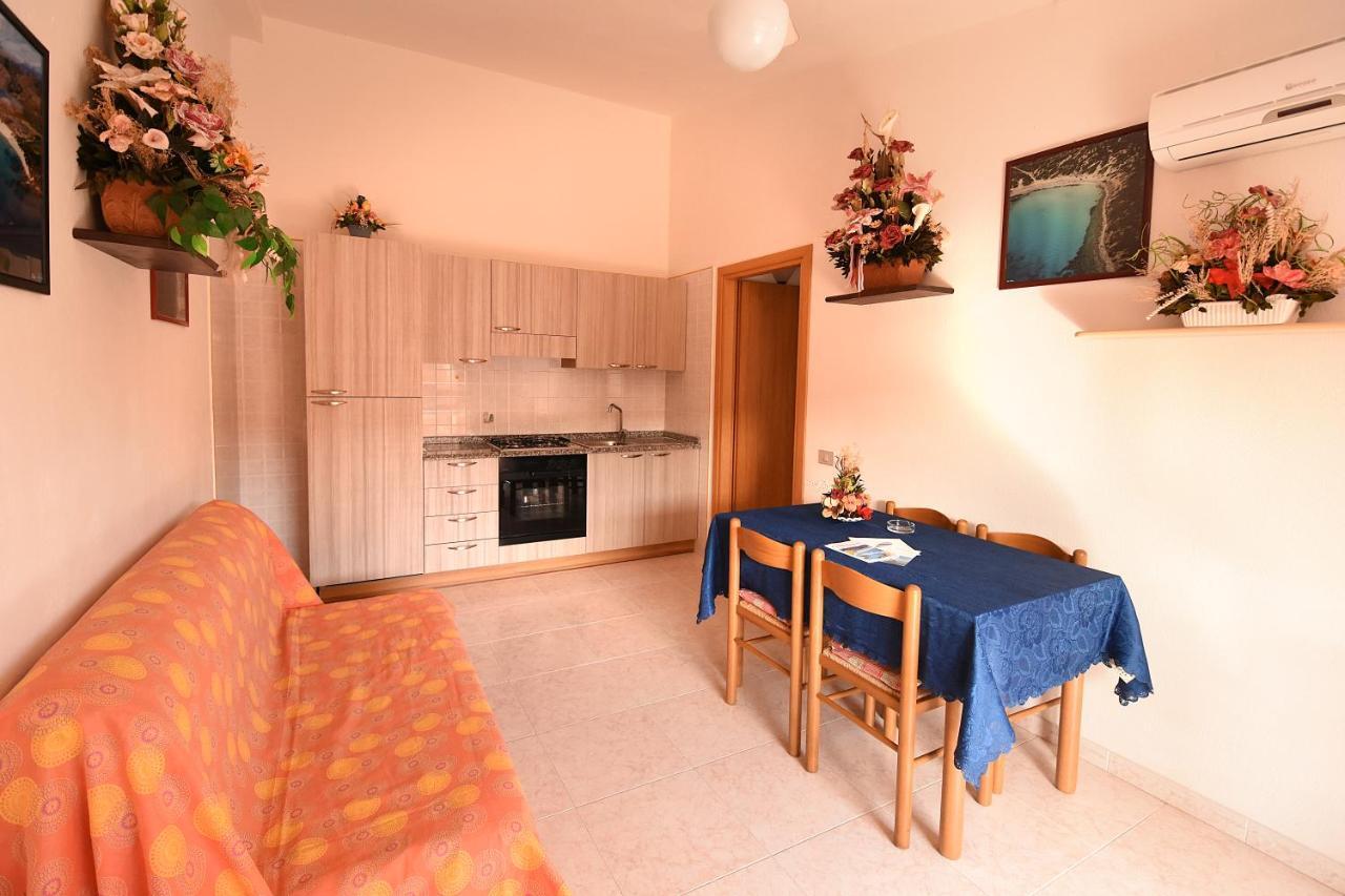 Residenza Le Due Palme Aparthotel Villasimius Exterior foto