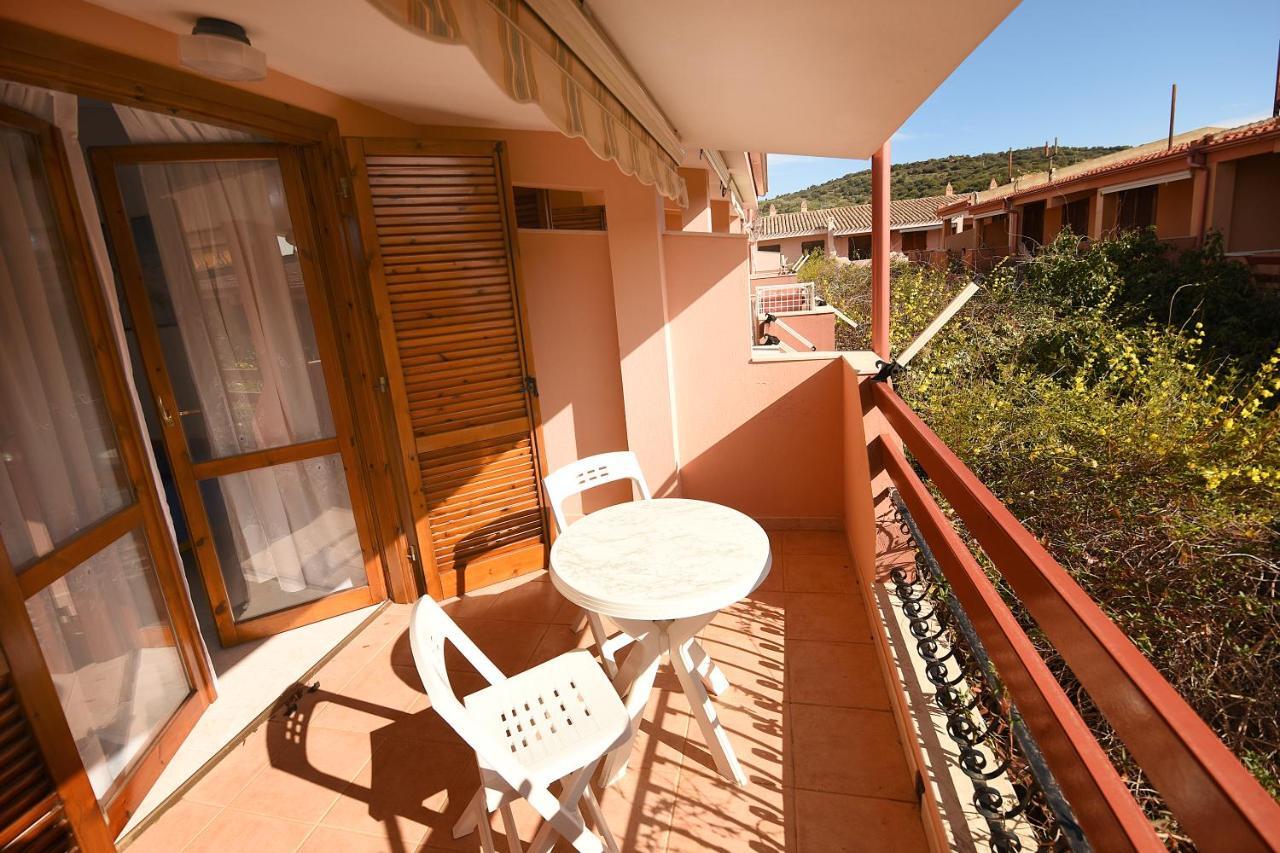 Residenza Le Due Palme Aparthotel Villasimius Exterior foto